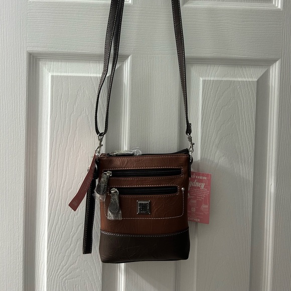NWT Beautiful Stone Mountain Accessories Two-Tone Leather Crossbody bag - Picture 2 of 2